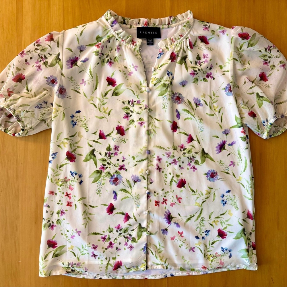 Premise Floral Blouse - Cream with Red and Green
